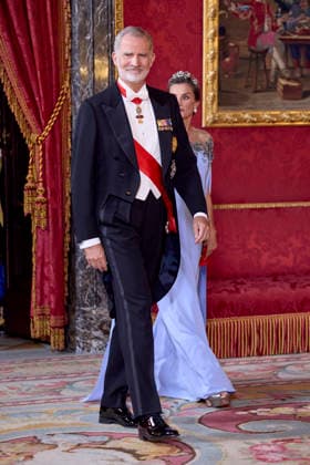 September 29, 2026, Madrid, Madrid, Spain: KING FELIPE VI of Spain and QUEEN LETIZIA of Spain receive the President of the French Republic, EMMANUEL MACRON, and First Lady BRIGITTE MACRON for an official dinner Madrid Spain - ZUMAc260 20260929_zep_c260_063 Copyright: xMikexChicorrox