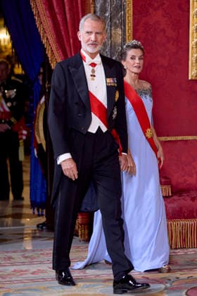 September 29, 2026, Madrid, Madrid, Spain: KING FELIPE VI of Spain and QUEEN LETIZIA of Spain receive the President of the French Republic, EMMANUEL MACRON, and First Lady BRIGITTE MACRON for an official dinner Madrid Spain - ZUMAc260 20260929_zep_c260_065 Copyright: xMikexChicorrox