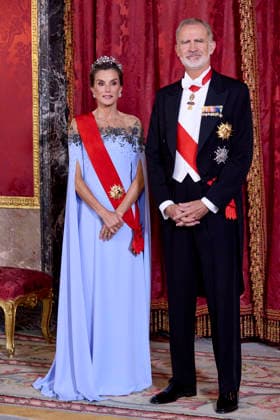 September 29, 2026, Madrid, Madrid, Spain: KING FELIPE VI of Spain and QUEEN LETIZIA of Spain receive the President of the French Republic, EMMANUEL MACRON, and First Lady BRIGITTE MACRON for an official dinner Madrid Spain - ZUMAc260 20260929_zep_c260_068 Copyright: xMikexChicorrox
