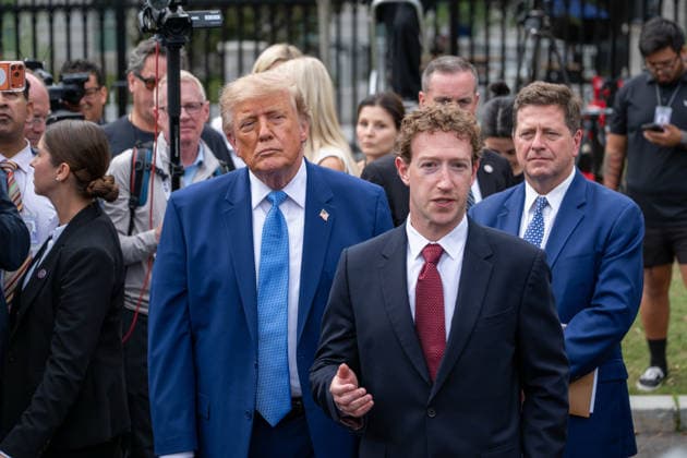 September 29, 2026, Washington, District Of Coulmbia, United States: MARK ZUCKERBERG speaks during a surprise gaggle with President DONALD TRUMP and technology executives at the White House. Washington United States - ZUMAk206 20260929_znp_k206_013 Copyright: xMattxKaminskyx