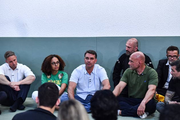 SaO PAULO, SP - 29.09.2026: FLaVIO BOLSONARO PARTICIPA DE ENCONTRO SP - Flavio Bolsonaro (PL), candidate for President of the Republic, participates in a meeting with black belts in Jiu-Jitsu, this Tuesday (29), at the Alliance academy, in the Vila Olimpia neighborhood, in Sao Paulo, SP. x3022294x  RobertoxCasimiro