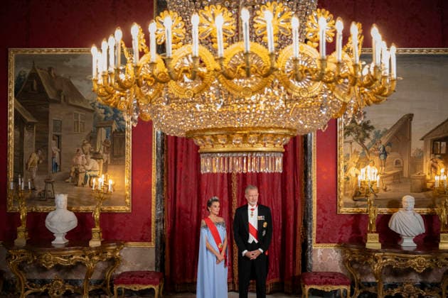 Spain s King Felipe VI and Queen Letizia welcome French President and his wife Brigitte Macron - Madrid EB Spain s King Felipe VI and Queen Letizia welcome French President and his wife Brigitte Macron as they arrive to attend a State dinner at Madrid s Royal Palace on September 29, 2026. Photo by Eliot Blondet ABACAPRESS.COM Madrid Spain Spain  Copyright: xBlondetxEliot ABACAx