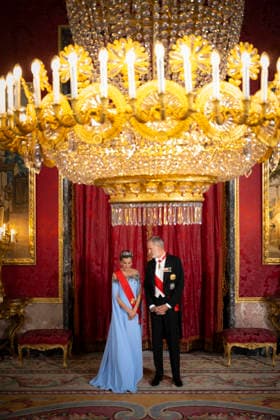 Spain s King Felipe VI and Queen Letizia welcome French President and his wife Brigitte Macron - Madrid EB Spain s King Felipe VI and Queen Letizia welcome French President and his wife Brigitte Macron as they arrive to attend a State dinner at Madrid s Royal Palace on September 29, 2026. Photo by Eliot Blondet ABACAPRESS.COM Madrid Spain Spain  Copyright: xBlondetxEliot ABACAx