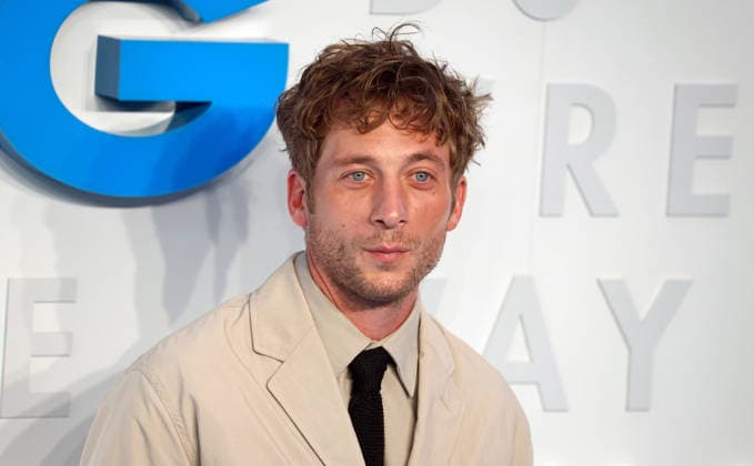 September 29, 2026, London, United Kingdom: Jeremy Allen White attends the UK Gala Screening of THE SOCIAL RECKONING at Curzon Mayfair. London United Kingdom - ZUMAs197 20260929_aaa_s197_314 Copyright: xFredxDuvalx
