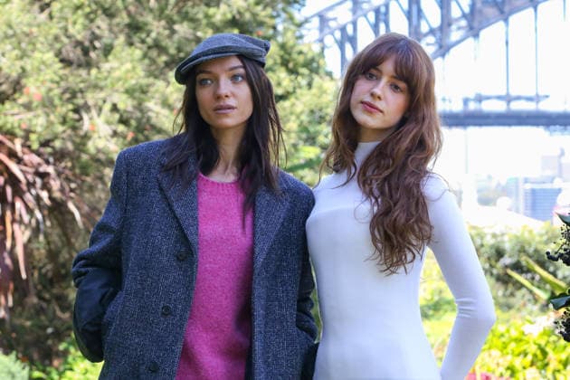 September 30, 2026: Sense and Sensibility cast members ESMo° CREED-MILES and DAISY EDGAR-JONES pose during a Photo Call at Wendy Whiteley s Secret Garden, Lavender Bay on September 30, 2026 in Sydney, NSW Australia - ZUMAa155 20260930_aaa_a155_006 Copyright: xChristopherxKhouryx