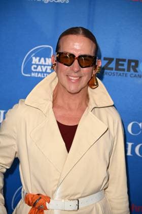 Los Angles Ca Sept 29: Derek Warburton at The 2026 Blue Jacket Fashion Show a benefit for Zero prostate cancer on September 29, 2026 Credit: Michael Mattes USA  - ZUMAa123 20260929_zaa_a123_085 Copyright: xAdMediax