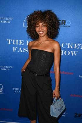 Los Angles Ca Sept 29: Ashley Everett at The 2026 Blue Jacket Fashion Show a benefit for Zero prostate cancer on September 29, 2026 Credit: Michael Mattes USA  - ZUMAa123 20260929_zaa_a123_086 Copyright: xAdMediax