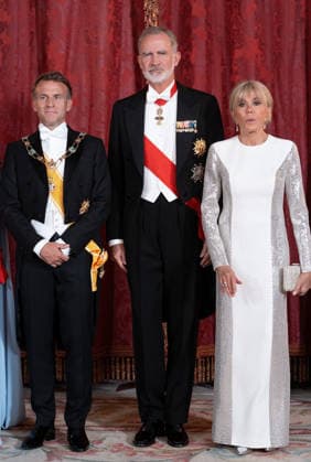 King Felipe VI and Queen Letizia of Spain hosted Emmanuel Macron, President of the French Republic, and First Lady Brigitte Macron for a state dinner in their honor at the Royal Palace in Madrid, September 29, 2026 King Felipe VI King Felipe VI of Spain and Queen Letizia Queen Letizia of Spain host a gala dinner in honor of Emmanuel Macron and First Lady Brigitte Macron at the Royal Palace in Madrid on September 29, 2026 Madrid, Spain  Copyright: xLALOxYASKYx xBESTIMAGExLALOxYASKYx xBESTIMAGEx