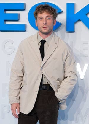 Jeremy Allen White attends The Social Reckoning Gala Screening at Curzon Mayfair in London, England. UK. Tuesday 29th September 2026. Copyright: xJamesxWarrenx THE SOCIAL RECKONING - GALA SCREENING 28