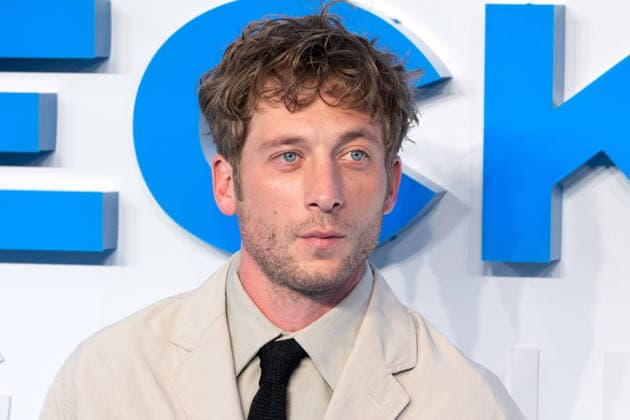Jeremy Allen White attends The Social Reckoning Gala Screening at Curzon Mayfair in London, England. UK. Tuesday 29th September 2026. Copyright: xJamesxWarrenx THE SOCIAL RECKONING - GALA SCREENING 30