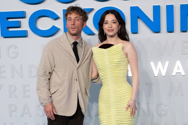 Jeremy Allen White and Mikey Madison attends The Social Reckoning Gala Screening at Curzon Mayfair in London, England. UK. Tuesday 29th September 2026. Copyright: xJamesxWarrenx THE SOCIAL RECKONING - GALA SCREENING 22