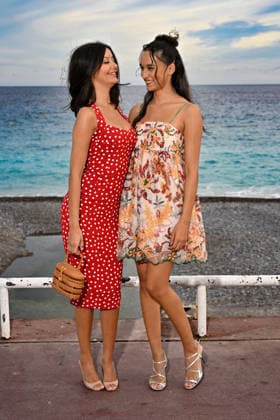 Zahia Dehar and Tess Silla at the photocall for the film *Un jeu dangereux* during the 8th edition of the Cinéroman Festival in Nice on September 29, 2026. Jacovides Bebert, Bestimage. Photocall for the film *Un jeu dangereux* at the 8th edition of the Cinéroman Festival in Nice on September 29, 2026, Nice, France  Copyright: xDominiquexJacovidesx-xBrunoxBebertx xBestimagexDominiquexJacovidesx-xBrunoxBebertx xBestimagex