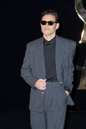 Rami Malek at the Saint Laurent Women’s Ready-to-Wear Spring Summer 2027 show photocall during Paris Fashion Week (PFW) at the Trocadéro Fountain in Paris, France, on September 29, 2026 Olivier Borde Bestimage photocall for the Saint Laurent Women’s Ready-to-Wear Spring Summer 2027 show during Paris Fashion Week (PFW) at the Trocadéro Fountain in Paris, France, on September 29, 2026 France  Copyright: xOLIVIERxBORDEx xBESTIMAGExOLIVIERxBORDEx xBESTIMAGEx