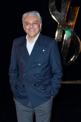 Luca de Meo at the Saint Laurent Women’s Ready-to-Wear Spring Summer 2027 show photocall during Paris Fashion Week (PFW) at the Trocadéro Fountain in Paris, France, on September 29, 2026. Olivier Borde Bestimage photocall for the Saint Laurent Women’s Ready-to-Wear Spring Summer 2027 show during Paris Fashion Week (PFW) at the Trocadéro Fountain in Paris, France, on September 29, 2026, France  Copyright: xOLIVIERxBORDEx xBESTIMAGExOLIVIERxBORDEx xBESTIMAGEx