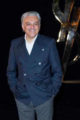 Luca de Meo at the Saint Laurent Women’s Ready-to-Wear Spring Summer 2027 show photocall during Paris Fashion Week (PFW) at the Trocadéro Fountain in Paris, France, on September 29, 2026. Olivier Borde Bestimage photocall for the Saint Laurent Women’s Ready-to-Wear Spring Summer 2027 show during Paris Fashion Week (PFW) at the Trocadéro Fountain in Paris, France, on September 29, 2026, France  Copyright: xOLIVIERxBORDEx xBESTIMAGExOLIVIERxBORDEx xBESTIMAGEx