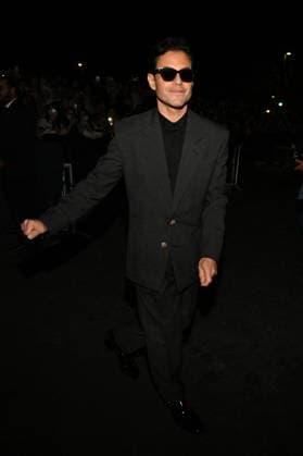 PFW Saint Laurent Outside Rami Malek outside the Saint Laurent show during Paris Fashion Week, in Paris, France on 29 September 2026. Photo by Julien Reynaud APS-Medias ABACAPRESS.COM Paris France  Copyright: xReynaudxJulien APS-Medias ABACAx
