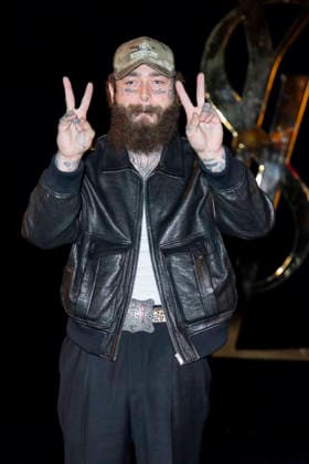 Post Malone at the Saint Laurent Women’s Ready-to-Wear Spring Summer 2027 show photocall during Paris Fashion Week (PFW) at the Trocadéro Fountain in Paris, France, on September 29, 2026. Olivier Borde, Bestimage. Photocall for the Saint Laurent Women’s Ready-to-Wear Spring Summer 2027 show during Paris Fashion Week (PFW) at the Trocadéro Fountain in Paris, France, on September 29, 2026. France  Copyright: xOLIVIERxBORDEx xBESTIMAGExOLIVIERxBORDEx xBESTIMAGEx