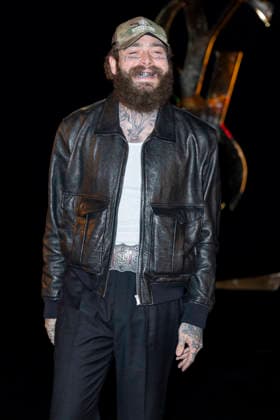 Post Malone at the Saint Laurent Women’s Ready-to-Wear Spring Summer 2027 show photocall during Paris Fashion Week (PFW) at the Trocadéro Fountain in Paris, France, on September 29, 2026 Olivier Borde Bestimage photocall for the Saint Laurent Women’s Ready-to-Wear Spring Summer 2027 show during Paris Fashion Week (PFW) at the Trocadéro Fountain in Paris, France, on September 29, 2026 France  Copyright: xOLIVIERxBORDEx xBESTIMAGExOLIVIERxBORDEx xBESTIMAGEx