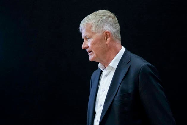 Epstein-horing starter i Stortinget Oslo 20260930. Erik Solheim er til stede i en apen horing i Stortingets kontroll- og konstitusjonskomitÃ om praksisen i Utenriksdepartementet og Jeffrey Epsteins nettverk i Norge. Foto: Heiko Junge NTB Oslo Norge BUnThaR-7A8 EDITORIAL USE ONLY Ref:_BNC_POLBUnThaR-7A8.jpg Copyright: xHeikoxJungex xNTBx