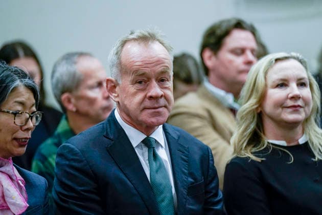 Anen horing om Jeffrey Epsteins nettverk i Norge Oslo 20260930. Kommisjonsleder Amund Djuve er til stede i en apen horing i Stortingets kontroll- og konstitusjonskomitÃ om praksisen i Utenriksdepartementet og Jeffrey Epsteins nettverk i Norge. Foto: Cornelius Poppe NTB Oslo Norge bK_JLWUf4Dg EDITORIAL USE ONLY Ref:_BNC_POLbK_JLWUf4Dg.jpg Copyright: xCorneliusxPoppex xNTBx