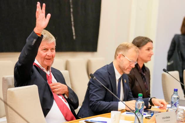 Epstein-horing starter i Stortinget Oslo 20260930. Erik Solheim er til stede i en apen horing i Stortingets kontroll- og konstitusjonskomitÃ om praksisen i Utenriksdepartementet og Jeffrey Epsteins nettverk i Norge. Foto: Heiko Junge NTB Oslo Norge 4XpGLrlpLec EDITORIAL USE ONLY Ref:_BNC_POL4XpGLrlpLec.jpg Copyright: xHeikoxJungex xNTBx