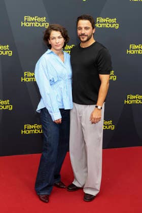 ABB FILMFEST- Kostja Ullmann, Henriette Confurius zu Gast auf dem roten Teppich bei der Premiere des Films Die dritte Hochzeit auf dem FilmFest Hamburg 2026 im Kino Cinemaxx Dammtor in Hamburg am 29.09.2026 Hamburg Deutschland
