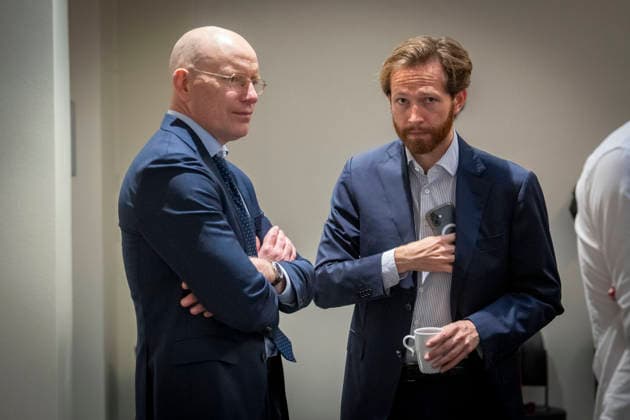 Epstein-horing starter i Stortinget Oslo 20260930. Forfatterne bak boka Epsteins norske nettverk - og lognene som skjulte det Tore Gjerstad og Gard Oterholdm pa plass under Stortingets kontroll- og konstitusjonskomitÃ som har apen horing om praksisen i Utenriksdepartementet og Jeffrey Epsteins nettverk i Norge. Foto: Heiko Junge NTB Oslo Norge DOVENio8KV4 EDITORIAL USE ONLY Ref:_BNC_POLDOVENio8KV4.jpg Copyright: xHeikoxJungex xNTBx