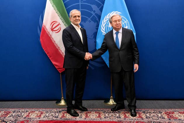 September 25, 2026, New York City, United States: Iranian President Masoud Pezeshkian meets United Nations Secretary-General Antonio Guterres at UN headquarters in New York City, United States, on September 25, 2026. Guterres stressed the need to resolve the conflict in the Middle East through dialogue and negotiations and reaffirmed the United Nations support for diplomatic efforts, according to the UN. New York City United States - ZUMAi98_ 20260925_zih_i98_001 Copyright: xIranianxPresidencyx