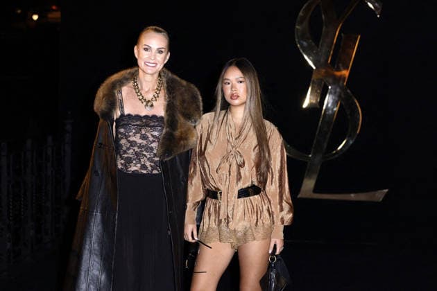 Laeticia Hallyday and her daughter Joy at the photocall for the Saint Laurent Women’s Ready-to-Wear Spring Summer 2027 show during Paris Fashion Week (PFW) at the Fontaine du Trocadéro in Paris, France, on September 29, 2026 Olivier Borde Bestimage Laeticia Hallyday and her daughter Joy at the photocall for the Saint Laurent Women’s Ready-to-Wear Spring Summer 2027 show during Paris Fashion Week (PFW) at the Trocadéro Fountain in Paris, France, on September 29, 2026 Paris, France  Copyright: xOLIVIERxBORDEx xBESTIMAGExOLIVIERxBORDEx xBESTIMAGEx