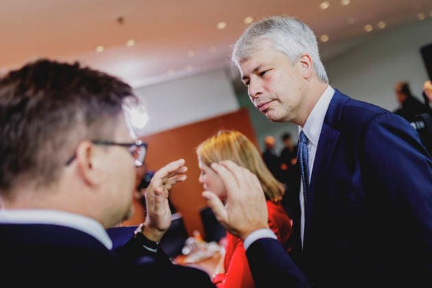 (R-L) Steffen Bilger (CDU), Bundesminister fuer Verkehr, und Carsten Schneider (SPD), Bundesminister fuer Umwelt, Klimaschutz, Naturschutz und nukleare Sicherheit, aufgenommen im Rahmen der Sitzung des Kabinetts im Bundeskanzleramt in Berlin, 30.09.2026. Berlin Deutschland Copyright: xFlorianxGaertnerx
