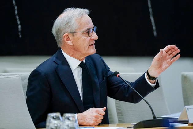Anen horing om Jeffrey Epsteins nettverk i Norge Oslo 20260930. Statsminister Jonas Gahr Store (Ap) under Stortingets kontroll- og konstitusjonskomitÃ apne horing om praksisen i Utenriksdepartementet og Jeffrey Epsteins nettverk i Norge. Foto: Cornelius Poppe NTB Oslo Norge CWl2--16l50 EDITORIAL USE ONLY Ref:_BNC_POLCWl2--16l50.jpg Copyright: xCorneliusxPoppex xNTBx