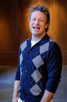 30.09.2026. Düsseldorf. Starkoch Jamie Oliver zu Besuch im Düsseldorfer Rathaus. Düsseldorf Rathaus Nordrhein-Westfalen Deutschland