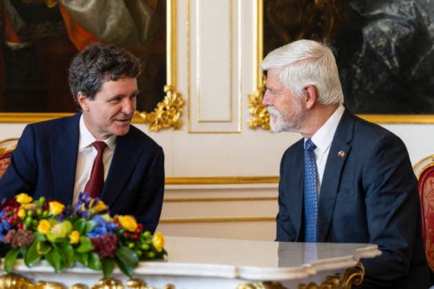 Czech President Petr Pavel, right, and Romanian President Nicusor Dan, left, during the private meeting of presidential couples, at the Prague Castle, in Prague, Czech Republic, on September 30, 2026. (CTKxPhoto MichalxKamaryt) CTKPhotoP2026093003709  CTKPhotoP2026093003709