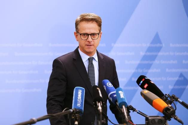 Berlin, Deutschland, 30.09.2026: Gesundheitsministerium: Statement zur Neuordnung der Pflegeversicherung: Bundesminister für Gesundheit Carsten Linnemann (CDU) Copyright: xdtsxNachrichtenagenturx dts_136843