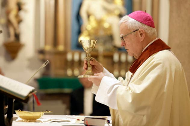 Heiner Koch beim Gottesdienst am dritten Tag der Herbst-Vollversammlung der Deutschen Bischofskonferenz in der Michaeliskirche.Fulda, 30.09.2026