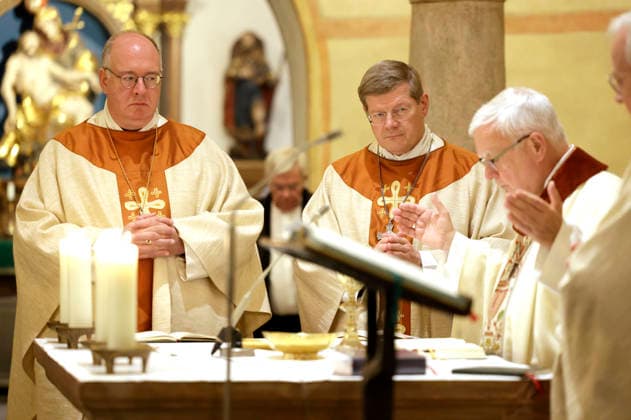 Christian Würtz, Stephan Burger und Heiner Koch beim Gottesdienst am dritten Tag der Herbst-Vollversammlung der Deutschen Bischofskonferenz in der Michaeliskirche.Fulda, 30.09.2026