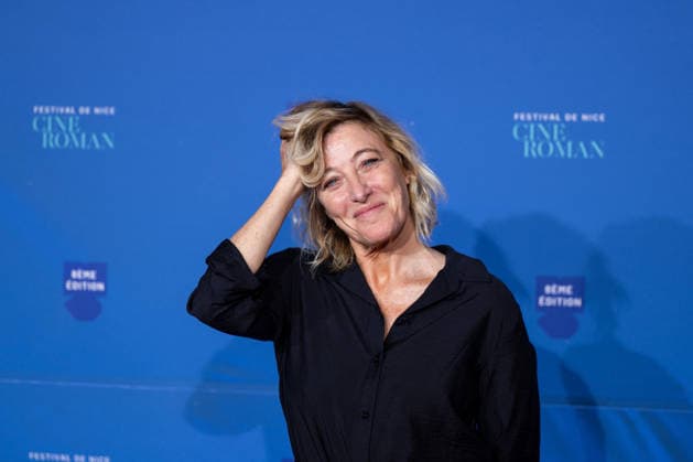 8th Cineroman Festival - Un Jeux Dangereux Red Carpet Valeria Bruni-Tedeschi attends the red carpet for Karine Silla s film Un jeux dangereux at the Cineroman festival, dedicated exclusively to films adapted from literary work, in Pathe Gare du Sud in Nice, France, on September 29, 2026. Photo by Laurent Coust ABACAPRESS.COM Nice Provence-Alpes-Cote d Azur France  Copyright: xCoustxLaurent ABACAx