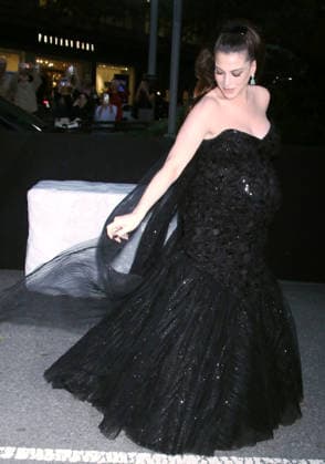 NEW YORK, NY - SEPTEMBER 29: Anne Hathaway at Amazon MGM Studios Verity New York Premiere at AMC Lincoln Square 13 on September 29, 2026 in New York City. Copyright: xRWx