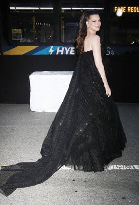 NEW YORK, NY - SEPTEMBER 29: Anne Hathaway at Amazon MGM Studios Verity New York Premiere at AMC Lincoln Square 13 on September 29, 2026 in New York City. Copyright: xRWx