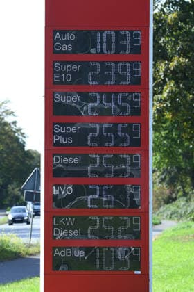 Kraftstoffpreise vor dem Tankrabatt in Dinslaken ( Nordrhein-Westfalen ) Aktuelle Kraftstoffpreise am 30.09.2026 um 12:41 Uhr