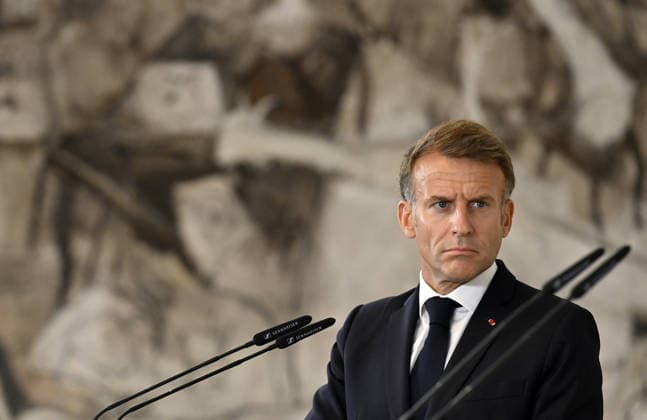 French President Emmanuel Macron - Spanish Prime Minister Pedro Sanchez joint press conference in Spain MADRID, SPAIN - SEPTEMBER 30: French President Emmanuel Macron and Spanish Prime Minister Pedro Sanchez (not seen) hold a joint press conference following their meeting at the Moncloa Palace during his official visit to Madrid, Spain on September 30, 2026. Burak Akbulut Anadolu Madrid Spain. Editorial use only. Please get in touch for any other usage.  Copyright: x2026xAnadoluxBurakxAkbulutx