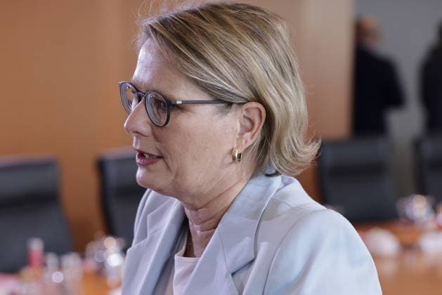 Dr. Stefanie Hubig, Bundesministerin der Justiz und fuer Verbraucherschutz, Deutschland, Berlin, Bundeskanzleramt, Das Bundeskabinett befasst sich in seiner 60. Sitzung am 30. September 2026 unter anderem mit den Auslandseinsätzen der Bundeswehr.