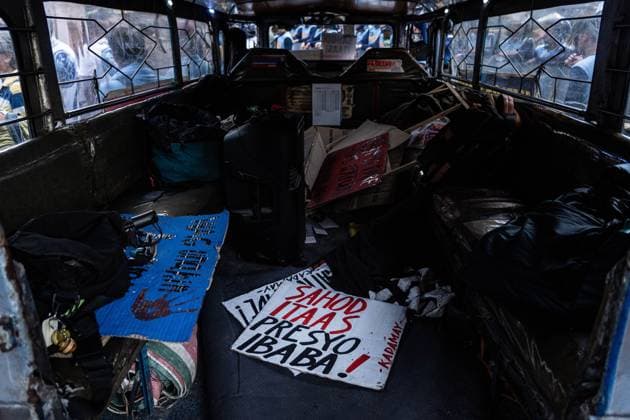 Transport workers strike over fuel prices in Manila MANILA, PHILIPPINES, SEPTEMBER 29, 2026: Public transport drivers and operators take part in a two-day strike over rising fuel prices in Metro Manila. Transport group PISTON called for lower fuel prices, higher fares, the removal of excise and value-added taxes on petroleum products and the repeal of the Oil Deregulation Law, arguing that rising operating costs are putting increasing pressure on drivers incomes. Manila Philippines Copyright: x xCharlesxEdmonxS.xPerezx xJNAxPressx
