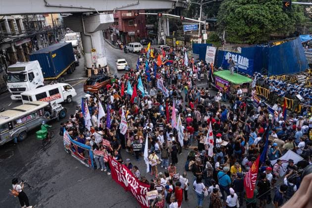 Transport workers strike over fuel prices in Manila MANILA, PHILIPPINES, SEPTEMBER 29, 2026: Public transport drivers and operators take part in a two-day strike over rising fuel prices in Metro Manila. Transport group PISTON called for lower fuel prices, higher fares, the removal of excise and value-added taxes on petroleum products and the repeal of the Oil Deregulation Law, arguing that rising operating costs are putting increasing pressure on drivers incomes. Manila Philippines Copyright: x xCharlesxEdmonxS.xPerezx xJNAxPressx