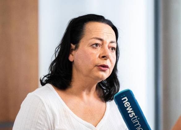 MÜNDLICHE ANHÖRUNG ZU EINEM PARTEIVERBOTSVERFAHREN GEGEN DIE AFD ** NUR FÜR REDAKTIONELLE ZWECKE ** EDITORIAL USE ONLY **<p>30 09 2026-Erfurt: Mündliche Anhörung des Justizausschusses zu einem Parteiverbotsverfahren gegen die AfD auf Bundesebene im Thüringer Landtag¨Den Antrag hatte die Linke-Fraktion gestellt. im Foto: Katharina König-Preuss (Die Linke) ( Deutschland Thueringen Erfurt Copyright: SaschaxFromm