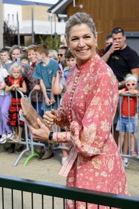 Queen Maxima Visits Urk - Netherlands Urk Queen Máxima pays a visit to Urk. The visit focuses on daily life in Urk, centering on initiatives concerning entrepreneurship, growing up, youth, the elderly, and community spirit. Urk, Netherlands on September 30, 2026. Photo by Bruno Press ABACAPRESS.COM Netherlands  Copyright: xBrunoxPress ABACAx