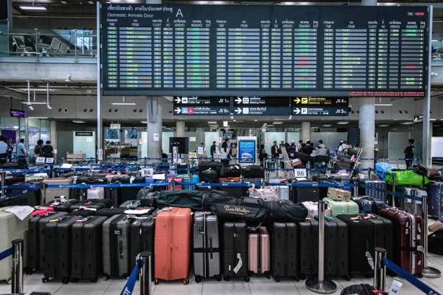Passengers luggage piles up at Bangkok airport amid heavy rainfall and flooding BANGKOK, THAILAND - SEPTEMBER 30: Thai Airways passengers luggage piles up at Suvarnabhumi International Airport in Bangkok, Thailand, on September 30, 2026. Heavy rainfall and flooding across Bangkok disrupted the airline s ground services and delayed operations, leaving a large volume of passenger baggage at the airport. Wissarut Weerasopon Anadolu Banghok Thailand. Editorial use only. Please get in touch for any other usage.  Copyright: x2026xAnadoluxWissarutxWeerasoponx