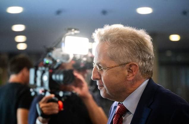 MÜNDLICHE ANHÖRUNG ZU EINEM PARTEIVERBOTSVERFAHREN GEGEN DIE AFD ** NUR FÜR REDAKTIONELLE ZWECKE ** EDITORIAL USE ONLY **<p>30 09 2026-Erfurt: Mündliche Anhörung des Justizausschusses zu einem Parteiverbotsverfahren gegen die AfD auf Bundesebene im Thüringer Landtag¨Den Antrag hatte die Linke-Fraktion gestellt. im Foto: Dr. Hans-Georg Maaßen ( Deutschland Thueringen Erfurt Copyright: SaschaxFromm