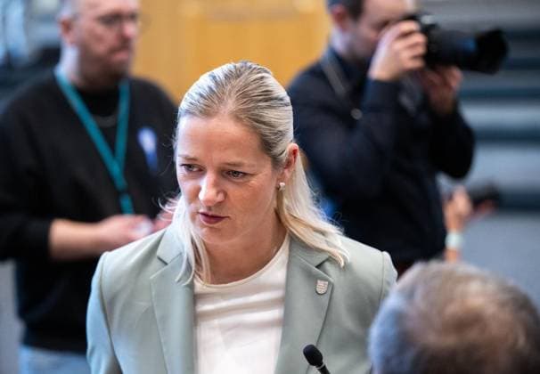 MÜNDLICHE ANHÖRUNG ZU EINEM PARTEIVERBOTSVERFAHREN GEGEN DIE AFD ** NUR FÜR REDAKTIONELLE ZWECKE ** EDITORIAL USE ONLY **<p>30 09 2026-Erfurt: Mündliche Anhörung des Justizausschusses zu einem Parteiverbotsverfahren gegen die AfD auf Bundesebene im Thüringer Landtag¨Den Antrag hatte die Linke-Fraktion gestellt. im Foto: Beate Meißner (CDU), Thüringer Ministerin für Justiz, Migration und Verbraucherschutz ( Deutschland Thueringen Erfurt Copyright: SaschaxFromm