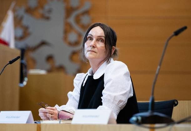 MÜNDLICHE ANHÖRUNG ZU EINEM PARTEIVERBOTSVERFAHREN GEGEN DIE AFD ** NUR FÜR REDAKTIONELLE ZWECKE ** EDITORIAL USE ONLY **<p>30 09 2026-Erfurt: Mündliche Anhörung des Justizausschusses zu einem Parteiverbotsverfahren gegen die AfD auf Bundesebene im Thüringer Landtag¨Den Antrag hatte die Linke-Fraktion gestellt. im Foto: Prof. Dr. Kathrin Groh ( Deutschland Thueringen Erfurt Copyright: SaschaxFromm